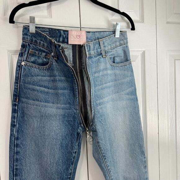 REVICE Yin Yang Crops Jeans in Tokyo Wash 25 - Picture 5 of 10